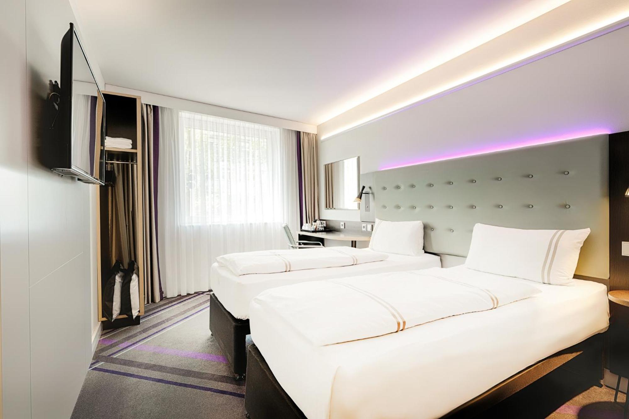 Premier Inn Berlin City Centre Buitenkant foto